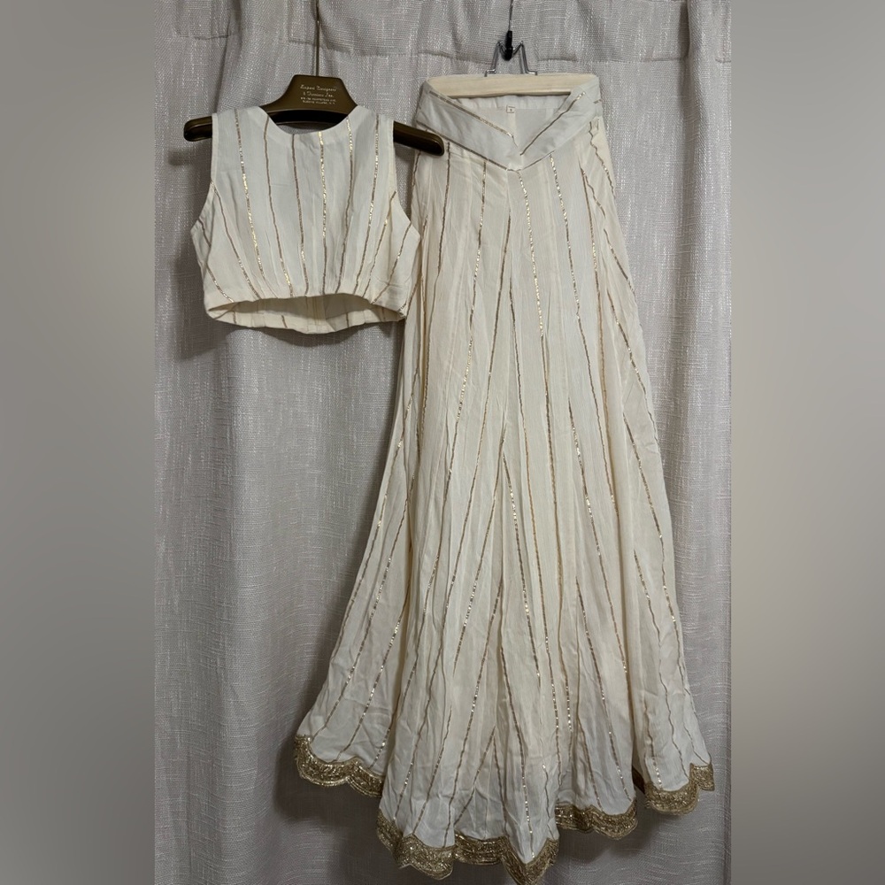 Crepe Ivory Top and Skirt with Gold Scalloped details. - Picture 2 of 6